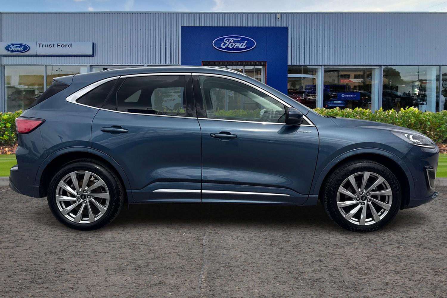 Ford KUGA Photo 2
