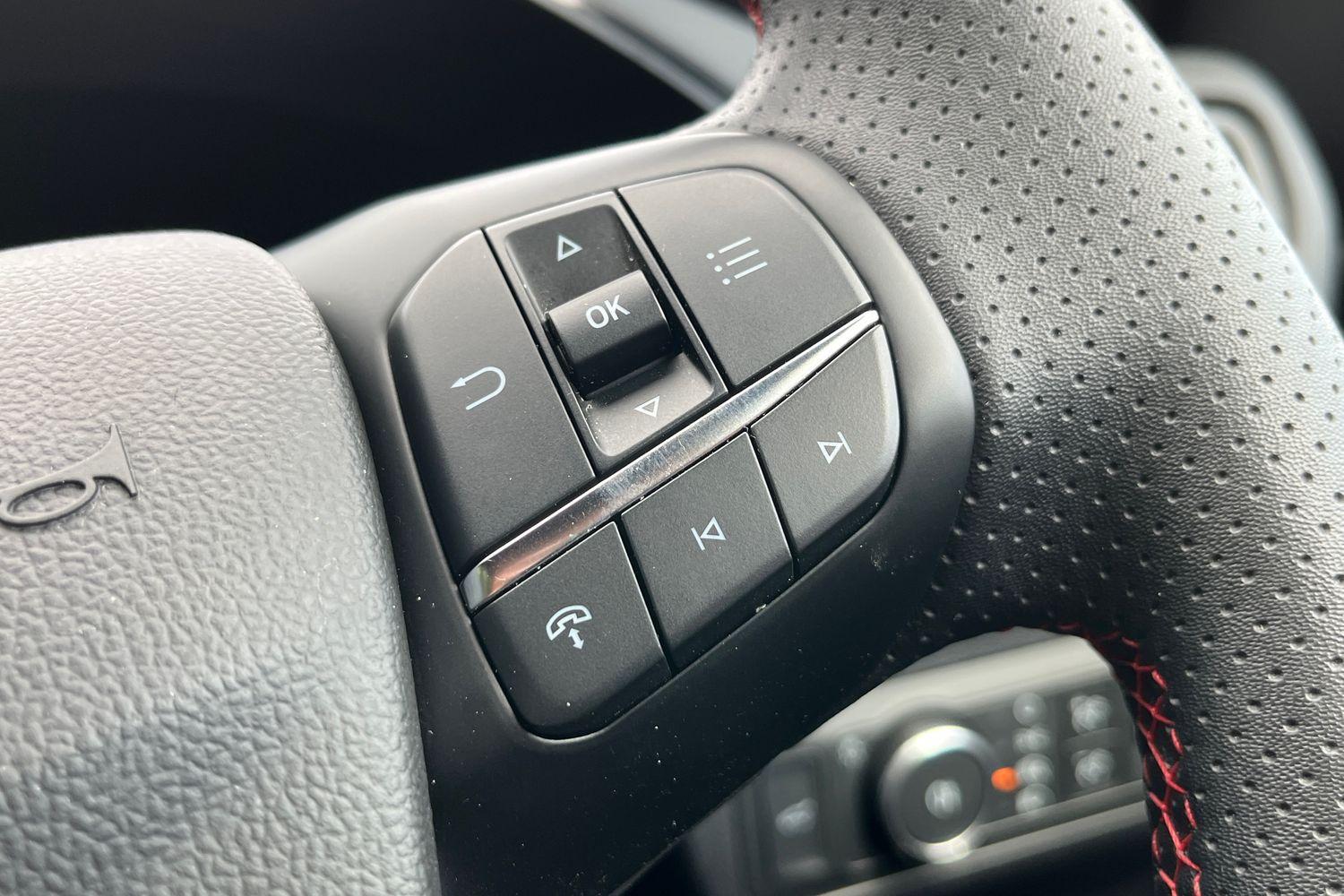 Ford KUGA Photo 29