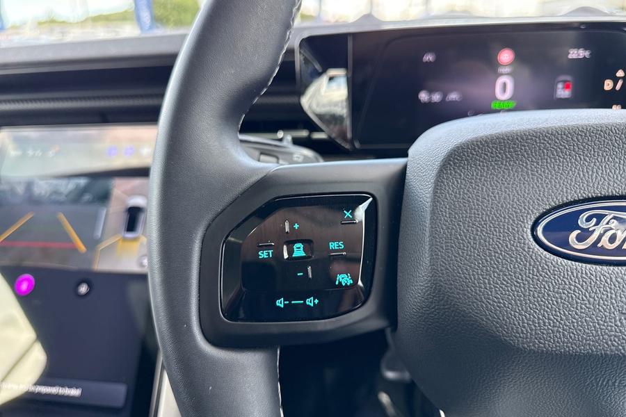 Ford EXPLORER Photo autoimg-d7a3c6e188967408d071c1e1efe86046e8602140.jpg