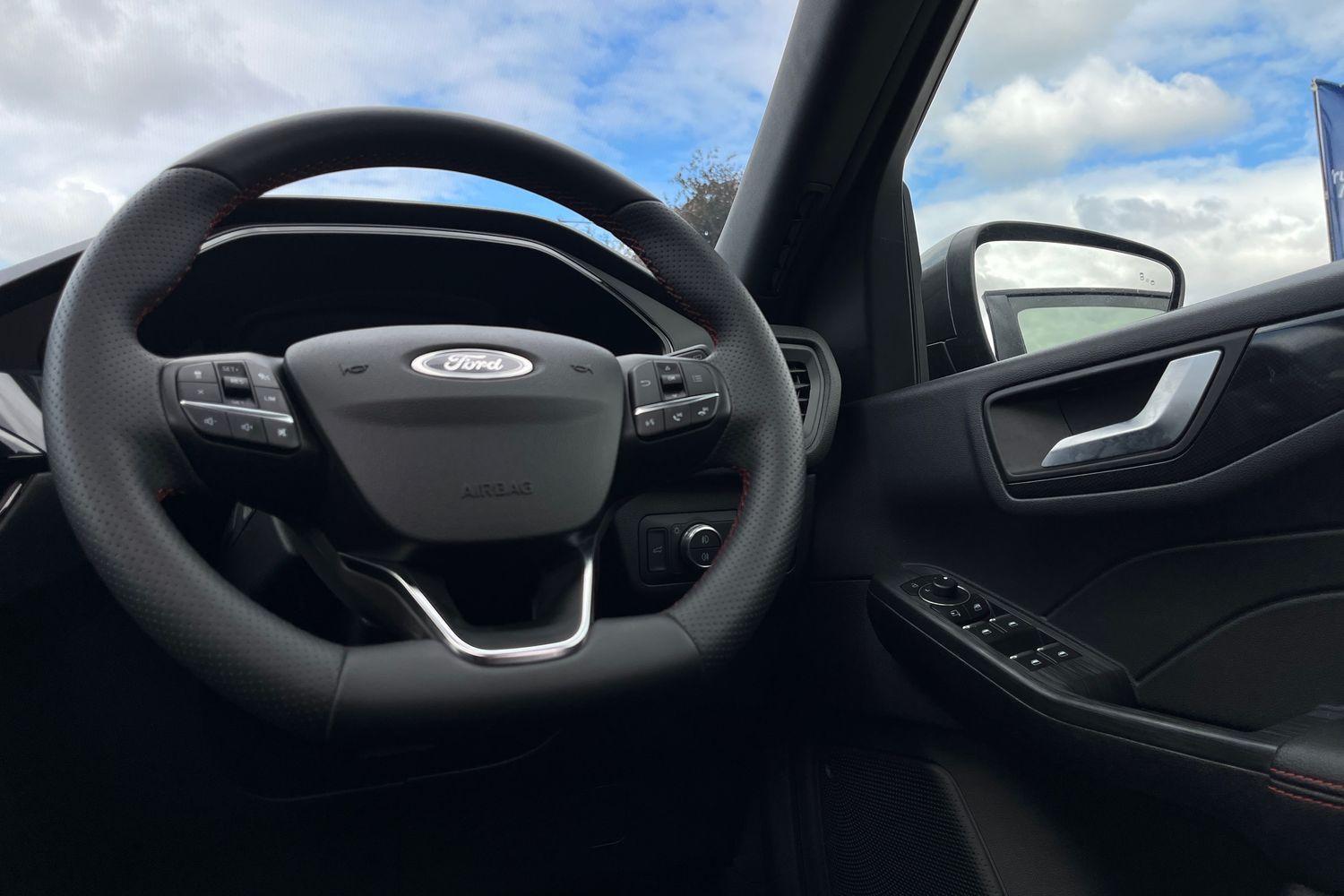 Ford KUGA Photo 11