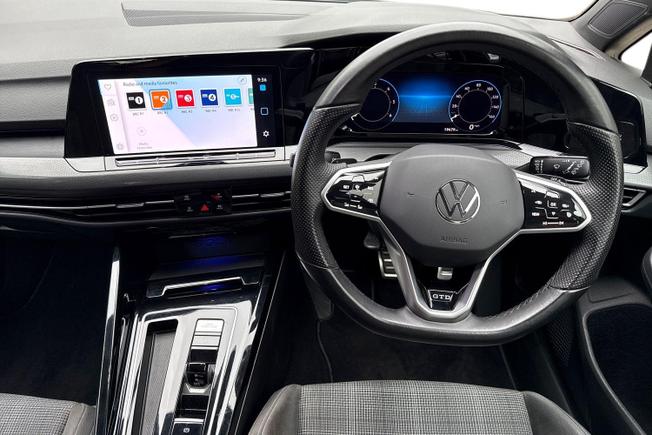 VOLKSWAGEN Golf Photo 11