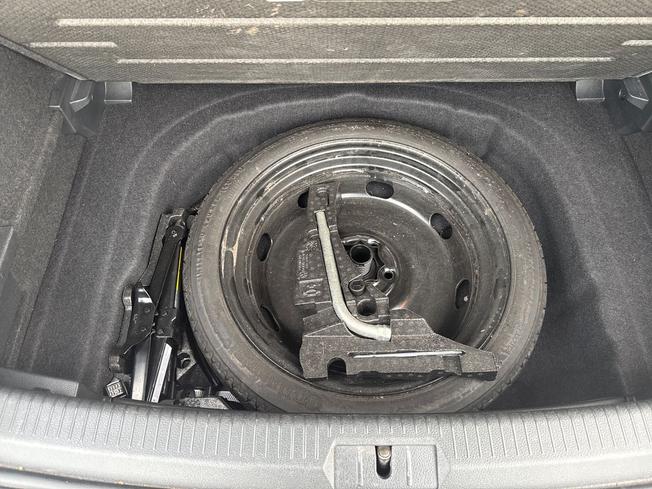 VOLKSWAGEN Golf Photo 40