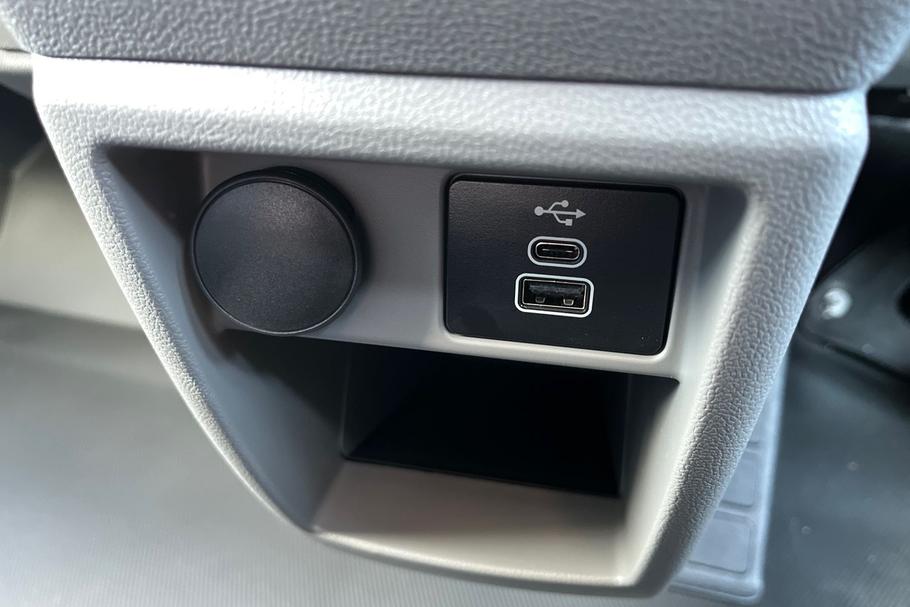 Used FORD TRANSIT CUSTOM SD75OKW 27