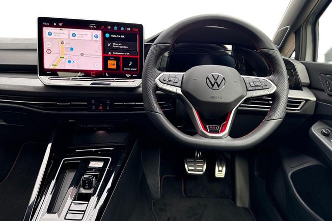 VOLKSWAGEN Golf Photo 11