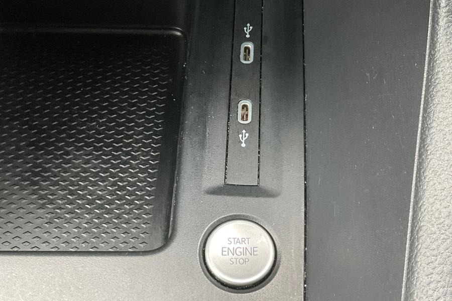 Ford TOURNEO CONNECT Photo autoimg-d7ba1a3b9e983262d8e8cd60fc68d4f039e52fdf.jpg