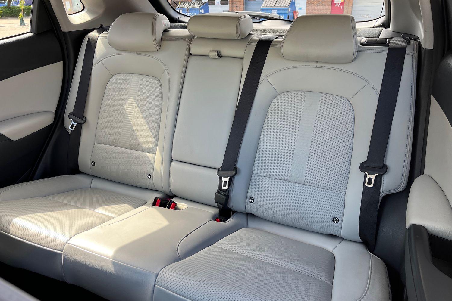 Hyundai KONA Photo 19