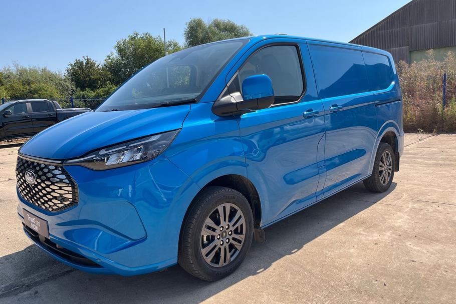 Used Ford E-TRANSIT CUSTOM MM75RCZ 28