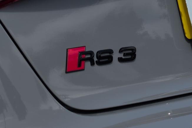AUDI RS3 Photo 29