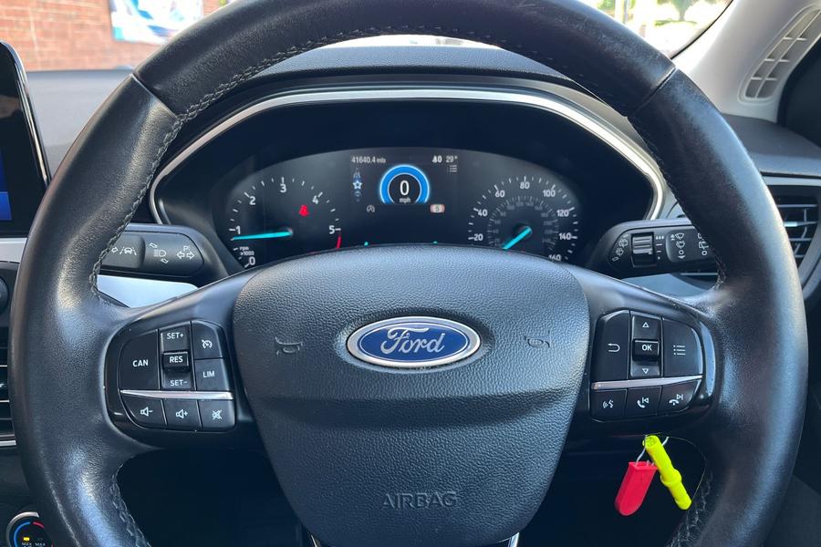Ford Focus Photo autoimg-d7c9ab943f60ba07eec83a39ea7fed4a7c0abe68.jpg