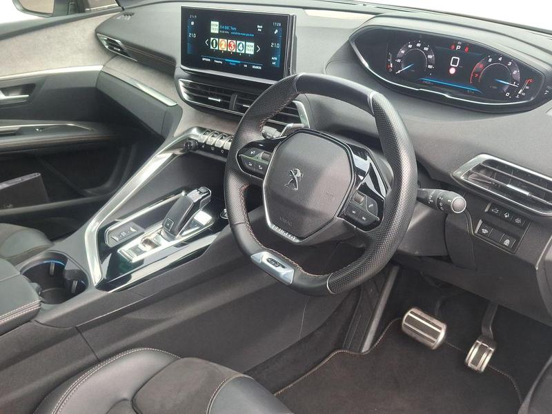 Used Peugeot 3008 NV22SOJ 10