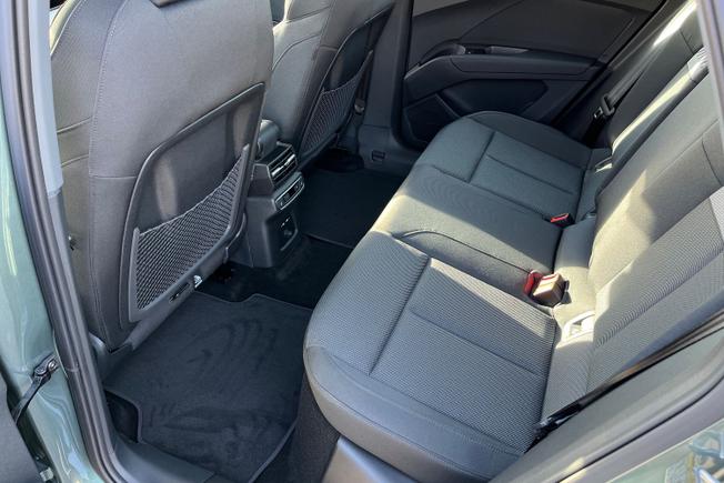 AUDI  Q4 SUV Photo 45