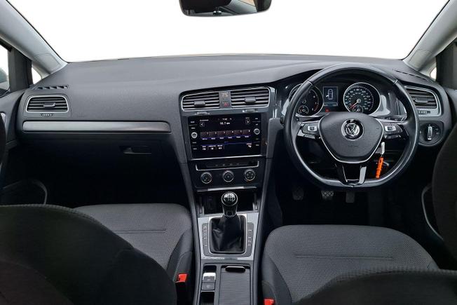 VOLKSWAGEN Golf Photo 10