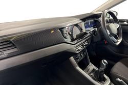 Volkswagen Polo Photo 2