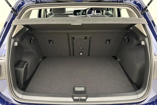 VOLKSWAGEN Golf Photo 12
