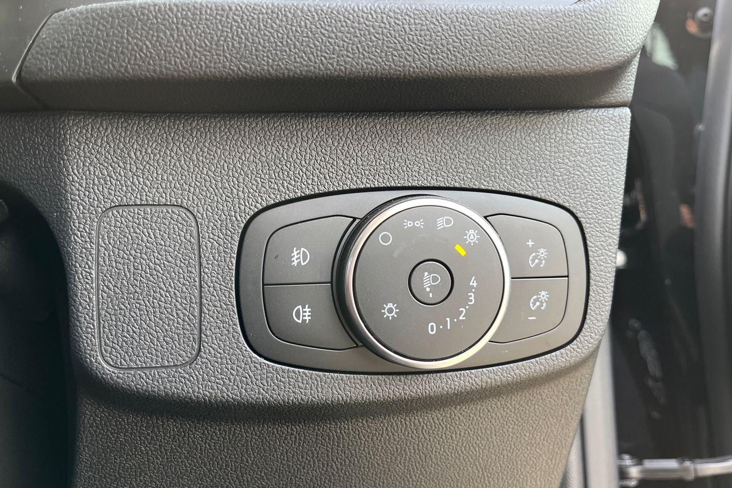 Ford FOCUS Photo 25
