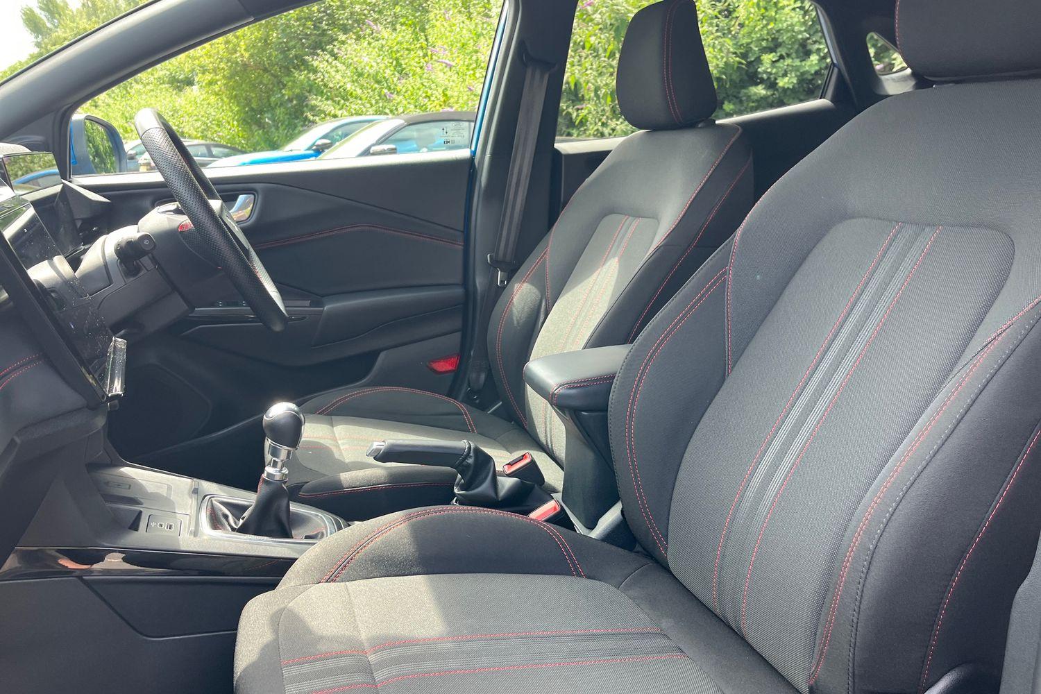 Ford PUMA Photo 18