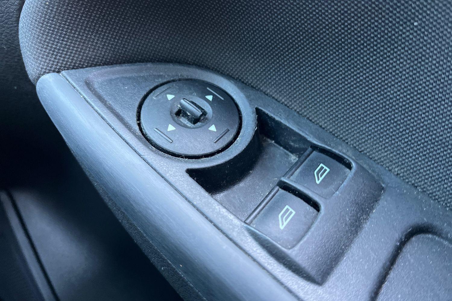 Ford FOCUS Photo 15