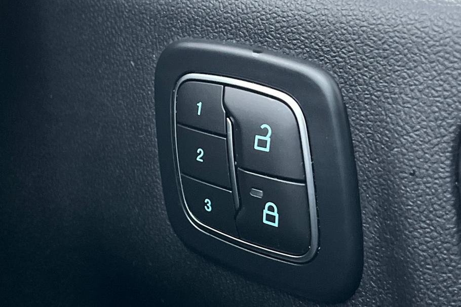 Used Ford Kuga HMZ2473 28