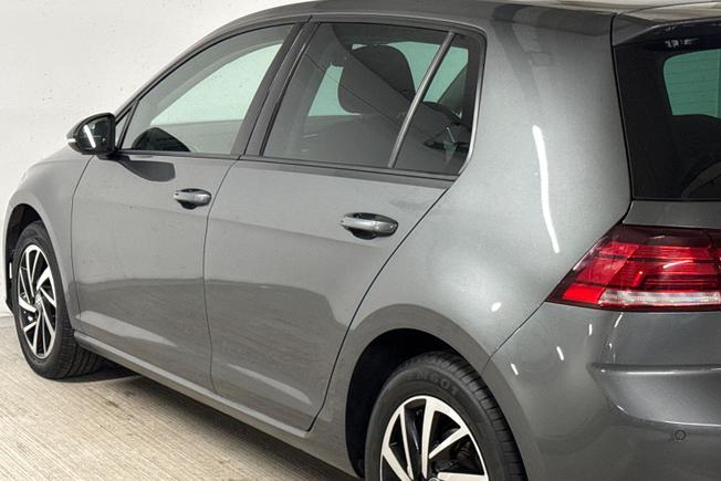 VOLKSWAGEN Golf Photo 26
