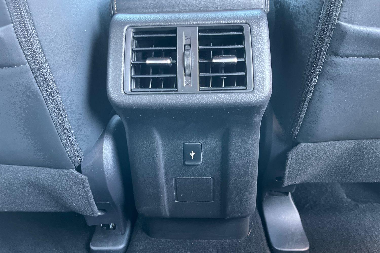 Mitsubishi OUTLANDER Photo 38