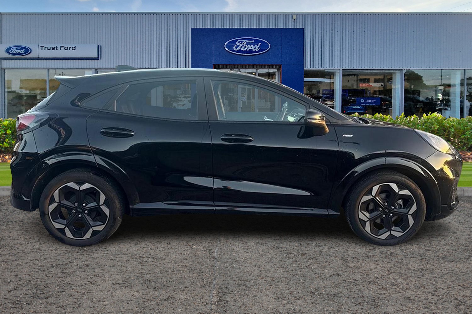 Ford PUMA Photo 2