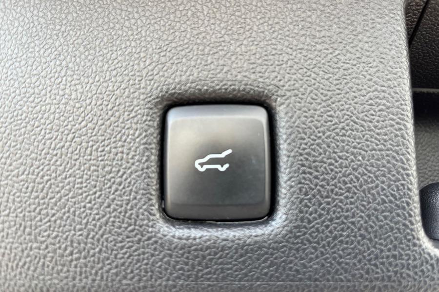 Ford Kuga Photo autoimg-d7e7fa493ac7e10a264a8386e8a0e5c826bddab5.jpg