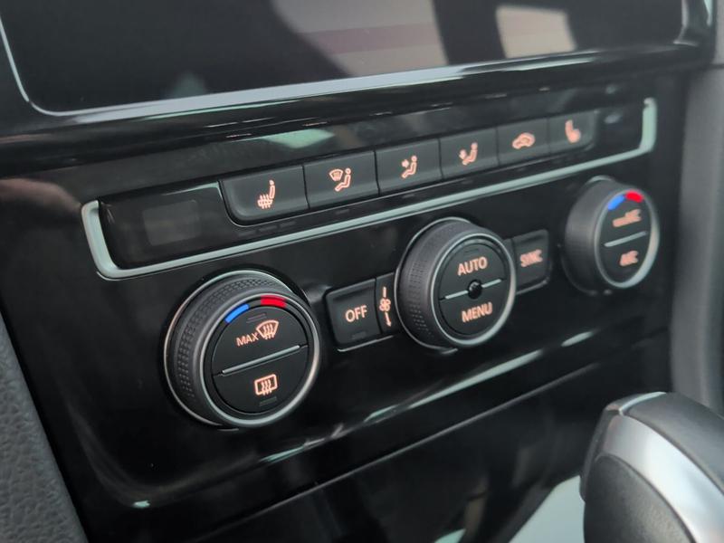 Used Volkswagen Golf NV20MSU 23