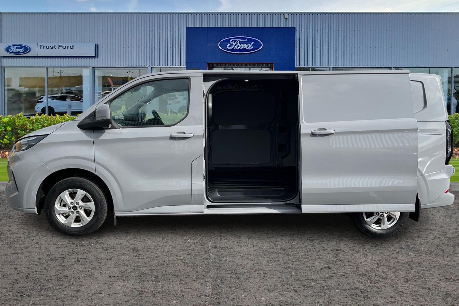 Ford TRANSIT CUSTOM Photo 4