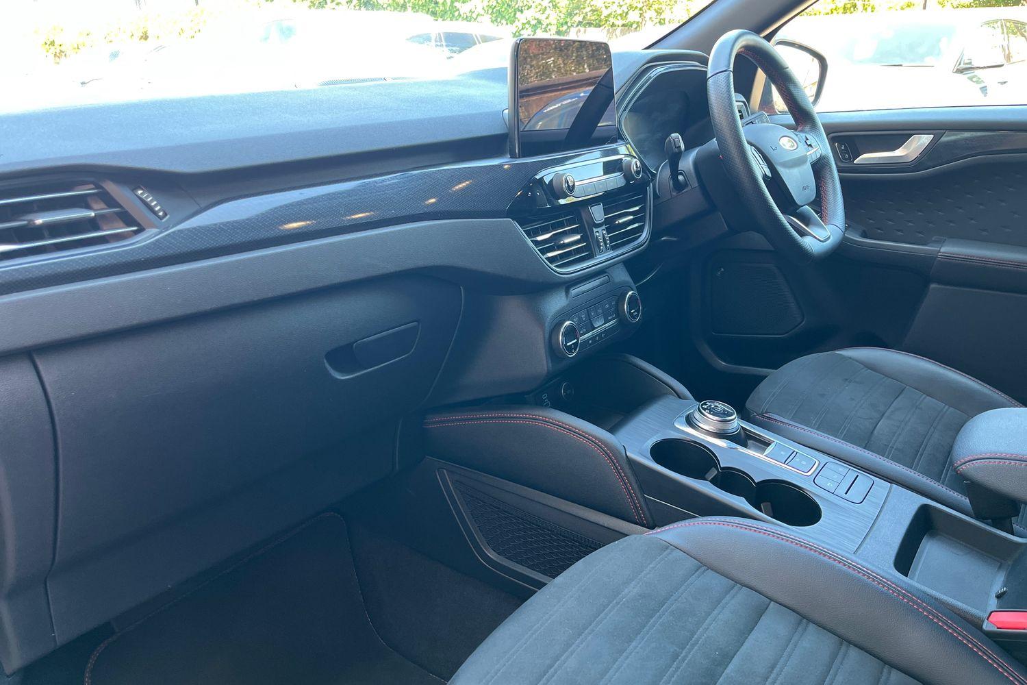 Ford KUGA Photo 17
