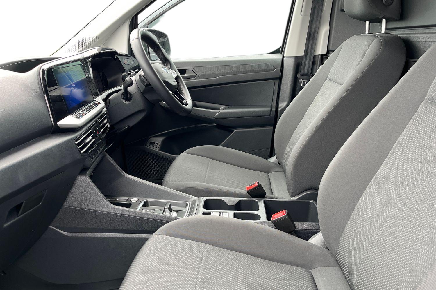 Ford TRANSIT CONNECT Photo 9
