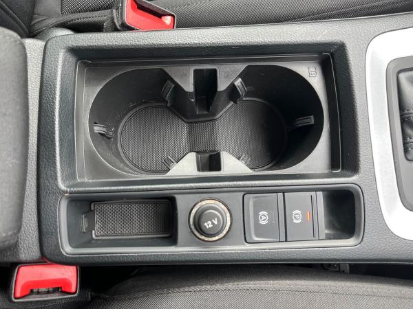 Audi Q3 Photo autoimg-d7f036e3a3ed5b435ba15b4a92d2f76f0017e69e.jpg