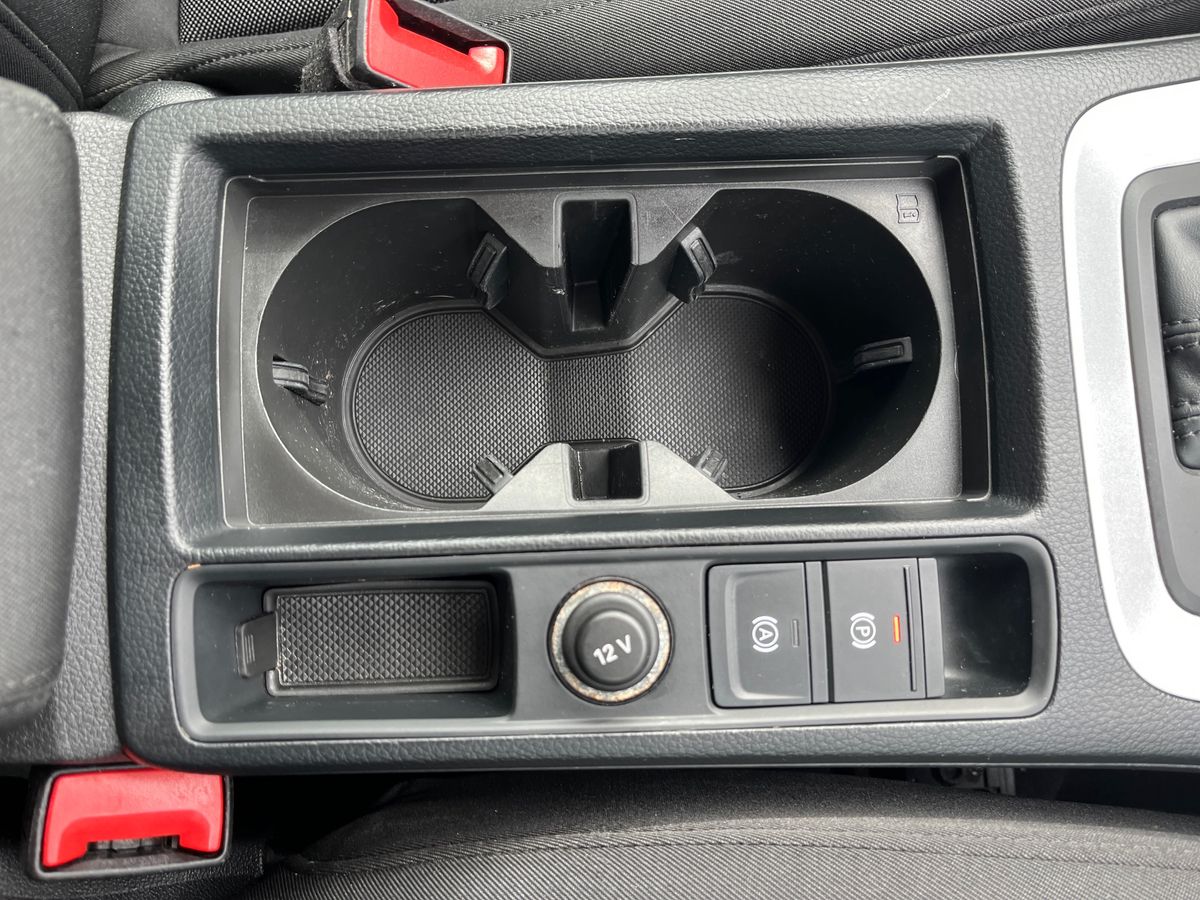 Audi Q3 Photo 33