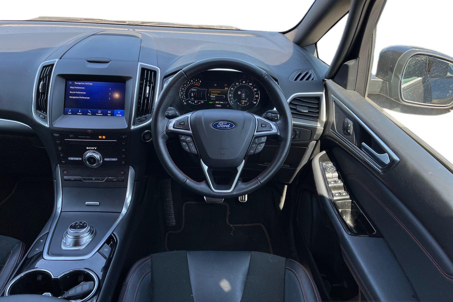 Ford S-MAX Photo 10