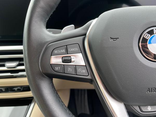 BMW 3 Series Photo autoimg-d7f362105369876e6b0511fa2acab6917cb8924e.jpg