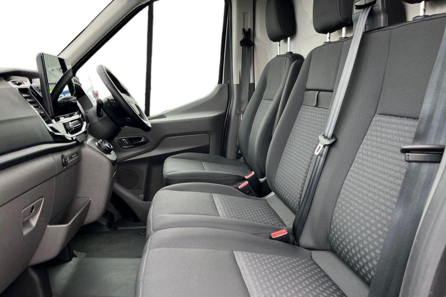 Ford TRANSIT Photo autoimg-d7f4117550021f181ded87292dffffa904a0be0f.jpg