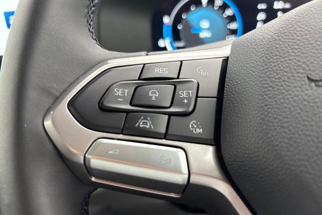 VOLKSWAGEN e-Transporter Photo 16