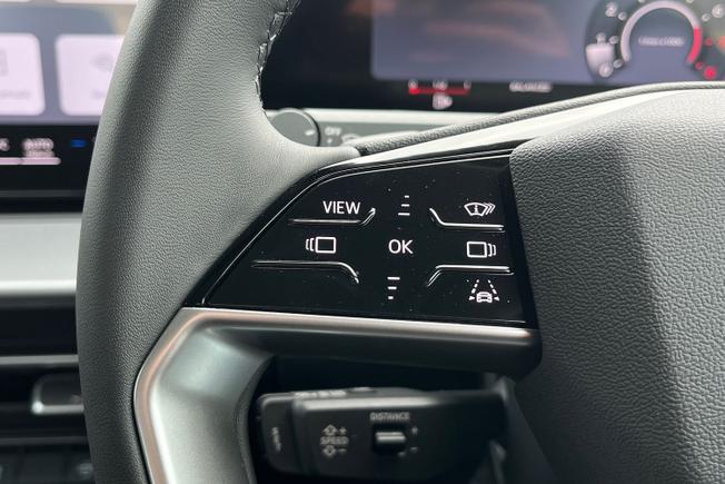 AUDI Q3 Photo 16