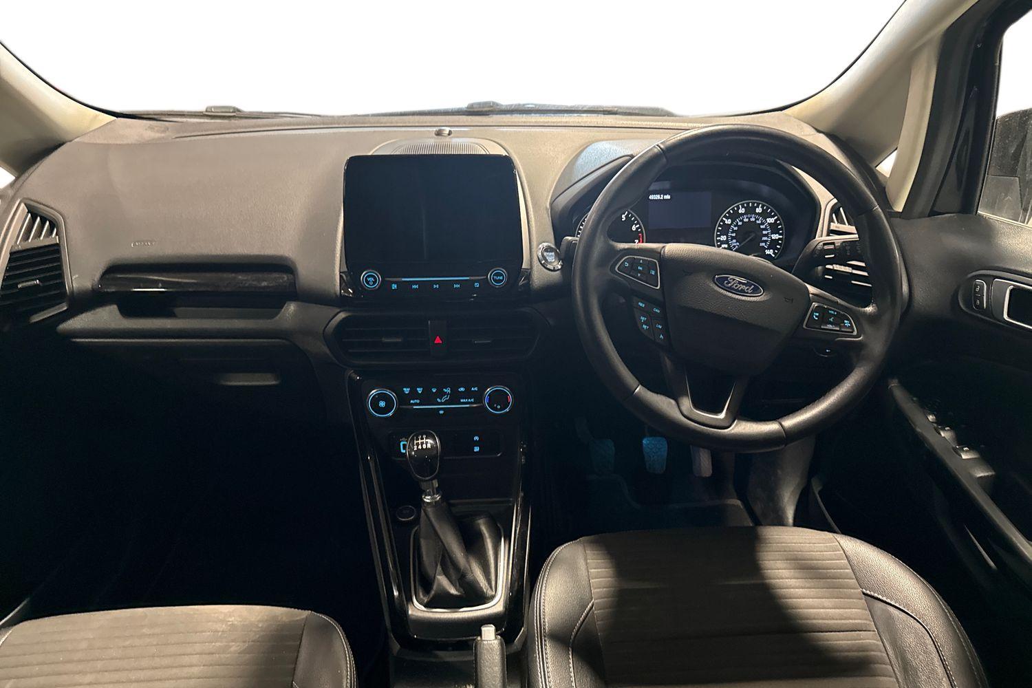 Ford ECOSPORT Photo 9