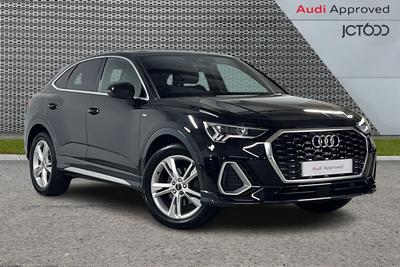 2025 AUDI Q3 1.5 TFSI CoD 35 S line Sportback 5dr Petrol S Tronic Euro 6 (s/s) (150 ps) at JCT600