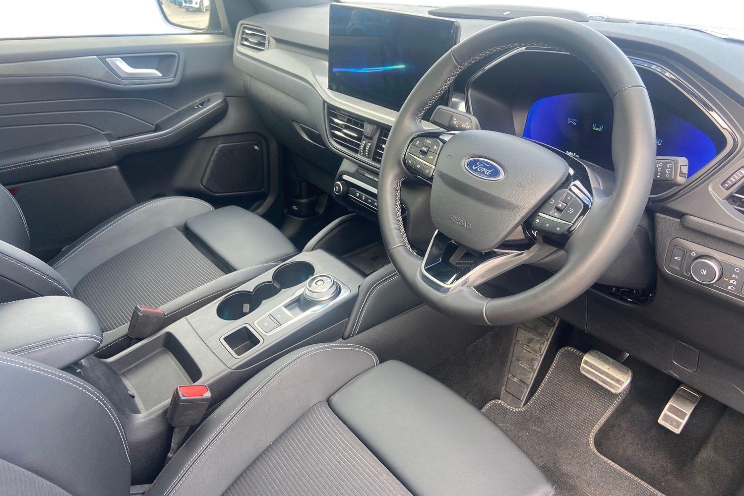 Ford KUGA Photo 8