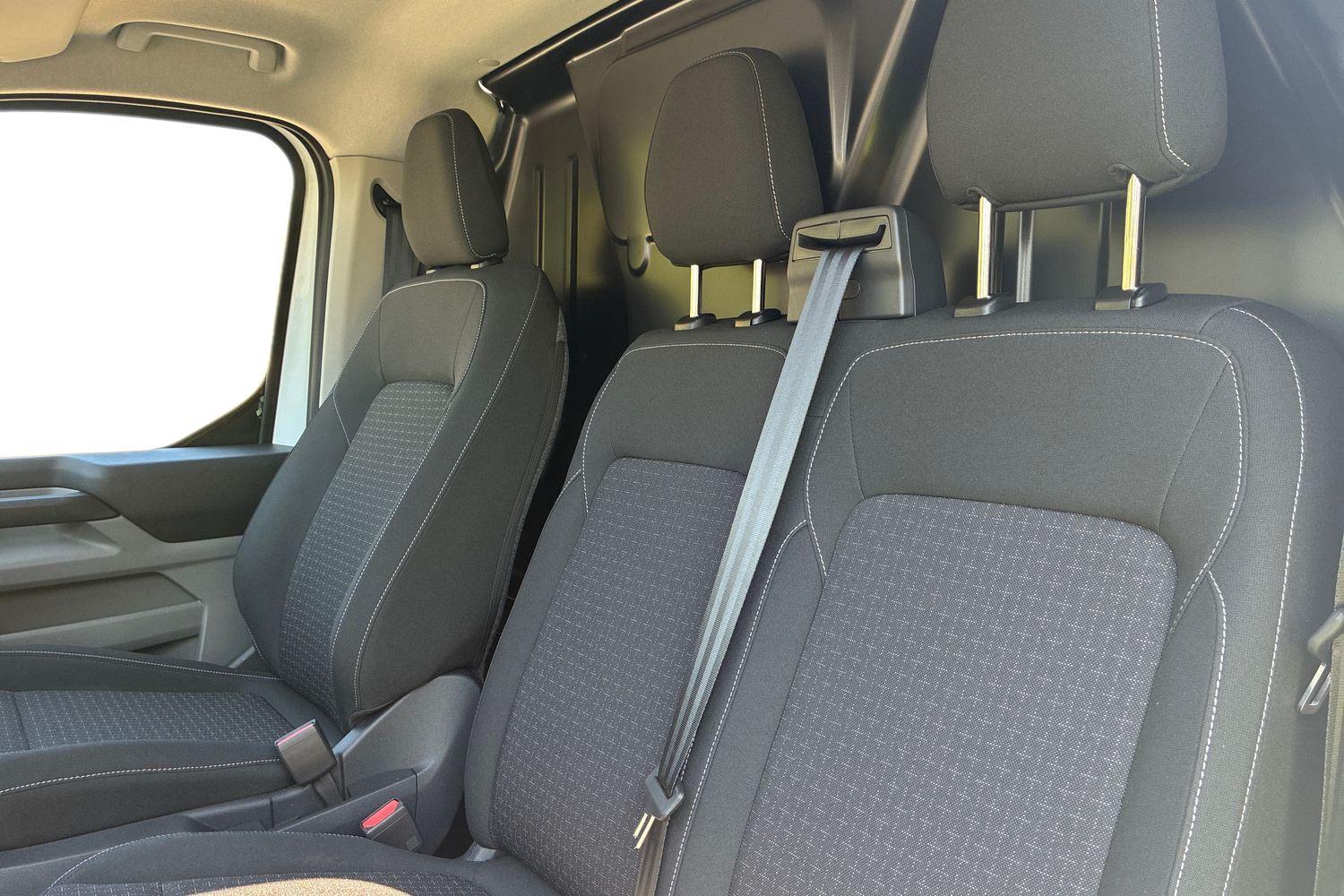 Ford E-Transit Custom Photo 10