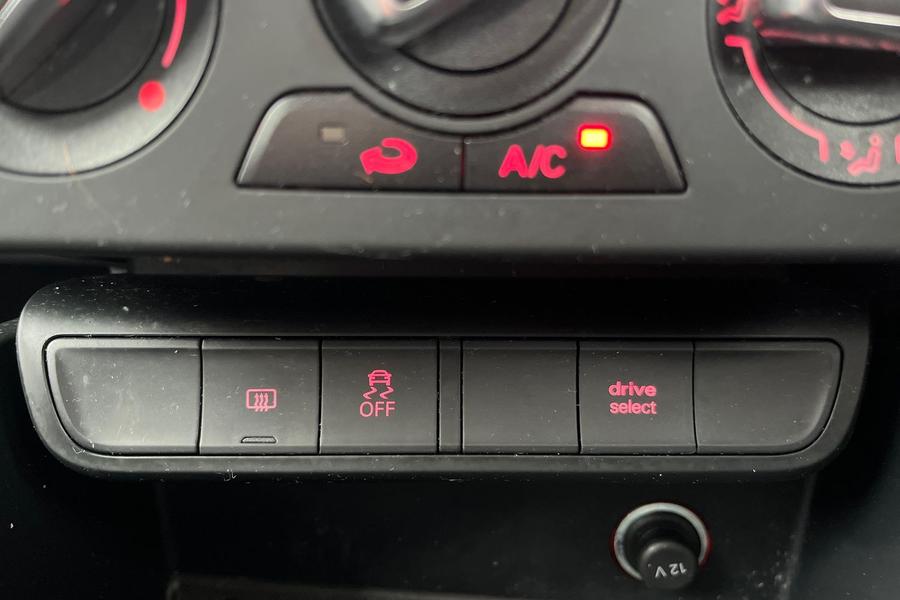 Audi A1 Photo autoimg-d80dac225e00fdcd819f6278d55ab3611e87ddff.jpg