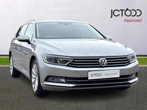 VOLKSWAGEN Passat 2.0 TDI SE Business 5dr
