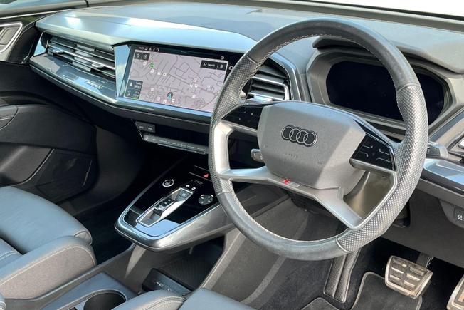 Audi Q4 E-Tron Photo 6