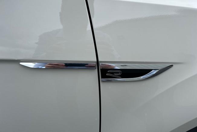 VOLKSWAGEN T-Roc Photo 55