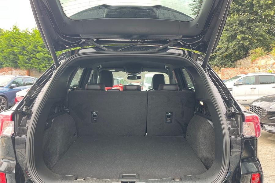 Ford KUGA Photo autoimg-d81a03dd8a456d2ba68e9c8fa7d1039ba7a58595.jpg