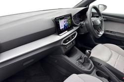 SEAT Arona Photo 2