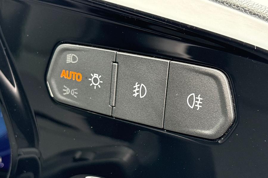 Ford TRANSIT CONNECT Photo autoimg-d81cfbbcf3b83631dec51bba0472e4e7c0587459.jpg
