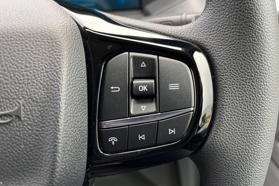 Ford E-TRANSIT CUSTOM Photo autoimg-d820f007e29d921118d5121195481e54c384c26d.jpg