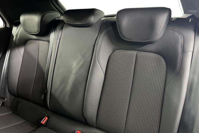 AUDI Q2 Photo 9